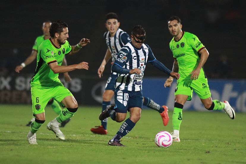 Pachuca derrota de forma agónica a FC Juárez